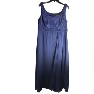 Davids Bridal Elegant Blue Sleeveless Dress women's size 16wp wedding prom maxi